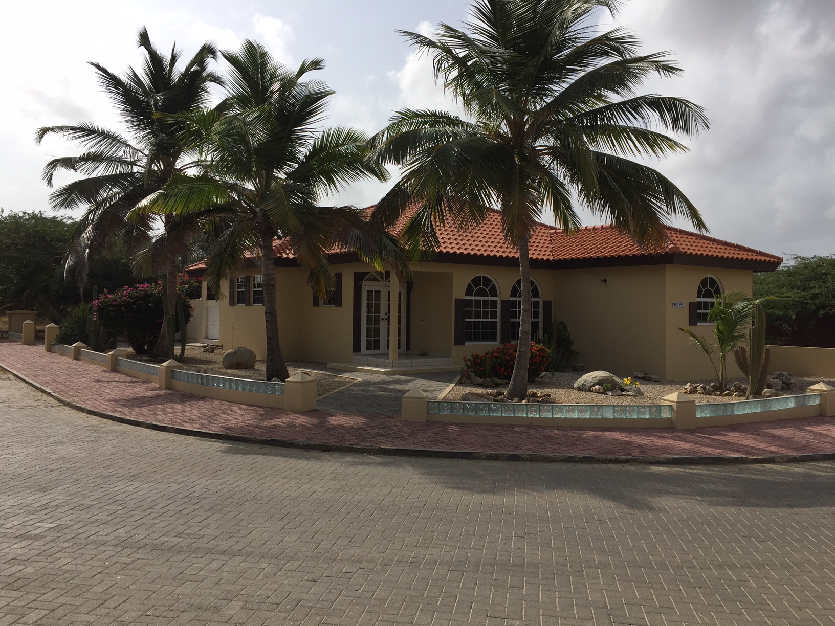 Aruba Real Estate for Sale in Paradera Paradera Rental Home