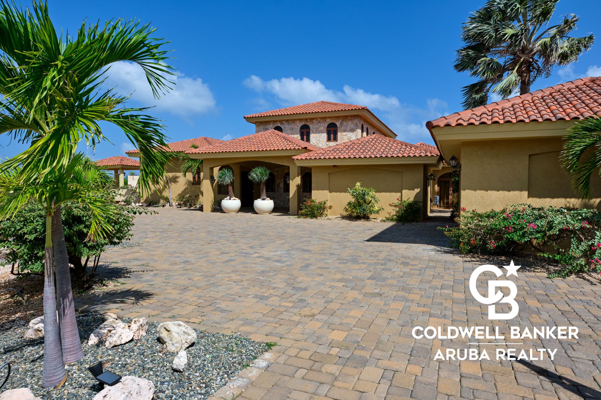 Aruba Real Estate for Sale in Gated Community La Colina Hacienda