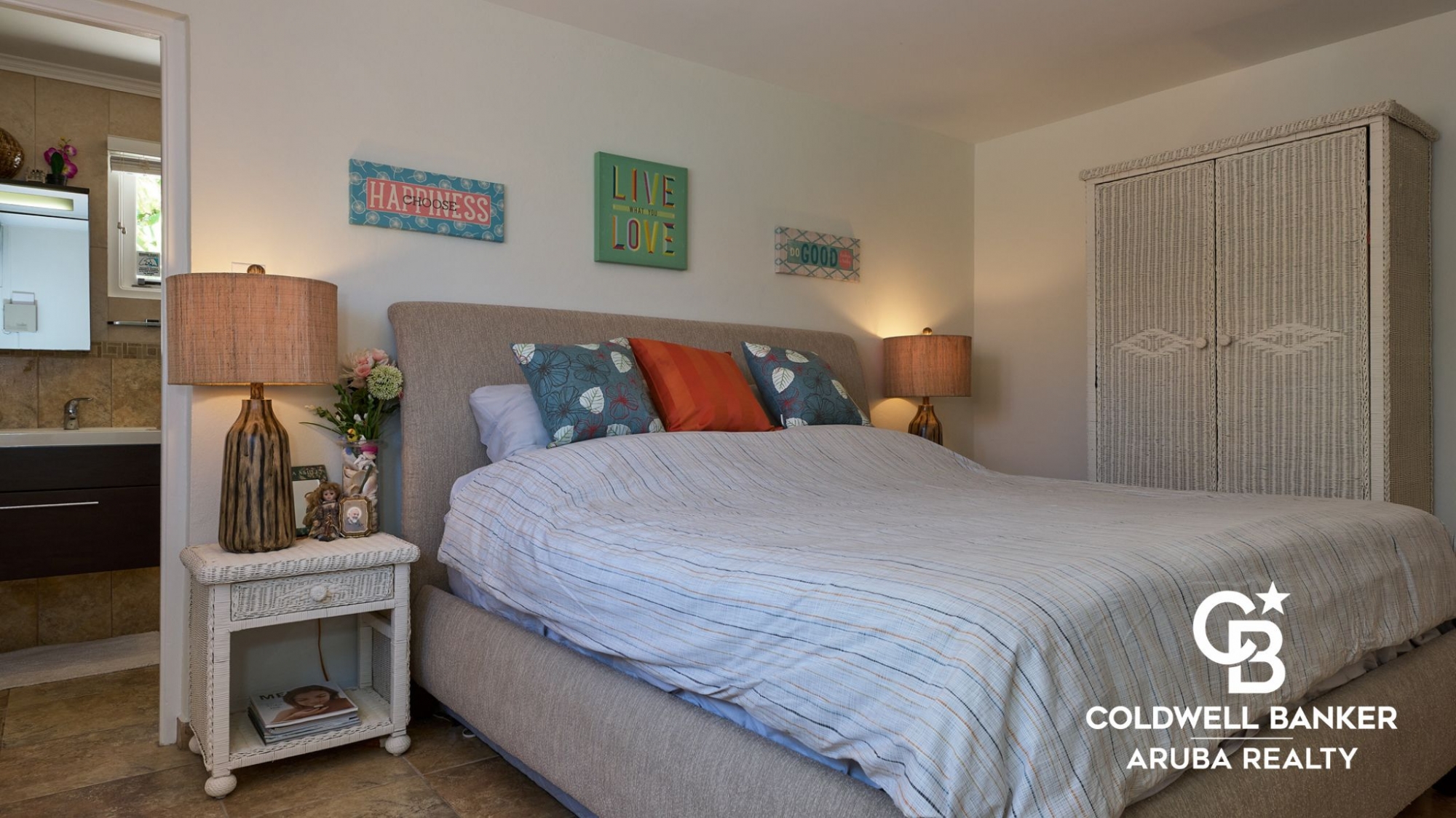 Aruba Real Estate for Sale in Palm Beach Beautiful OASIS Palm Beach home