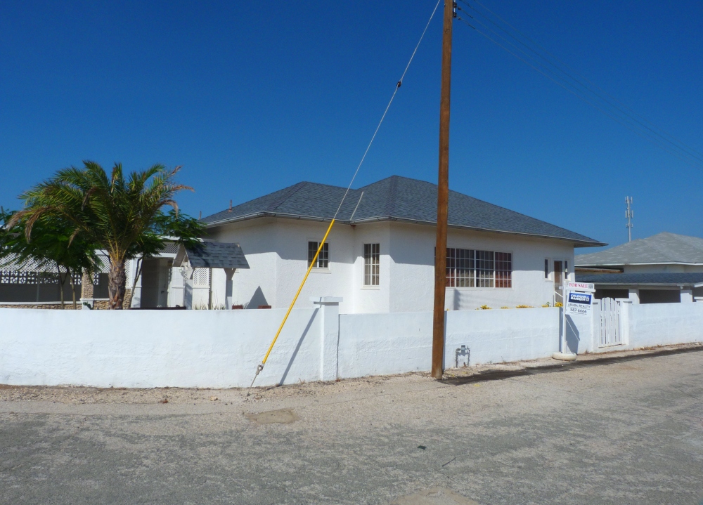 Aruba Real Estate for Sale in San Nicolas SEROE COLORADO HOME